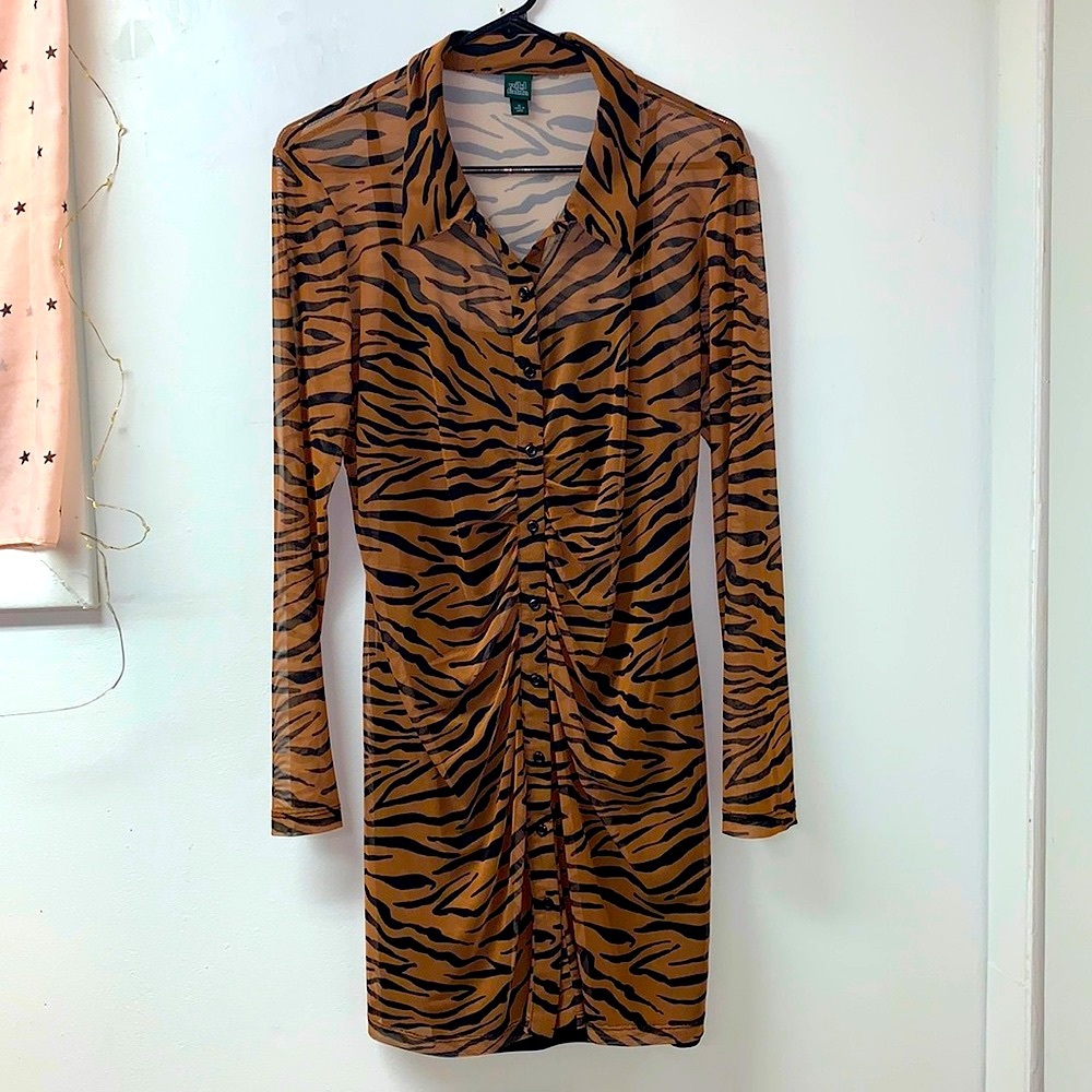 {NWOT} Sheer Tiger Print Dress w/ Slip